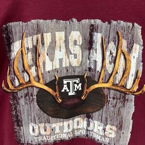 NWOT, Men’s Aggie Outdoors maroon t-shirt, 2 XL.